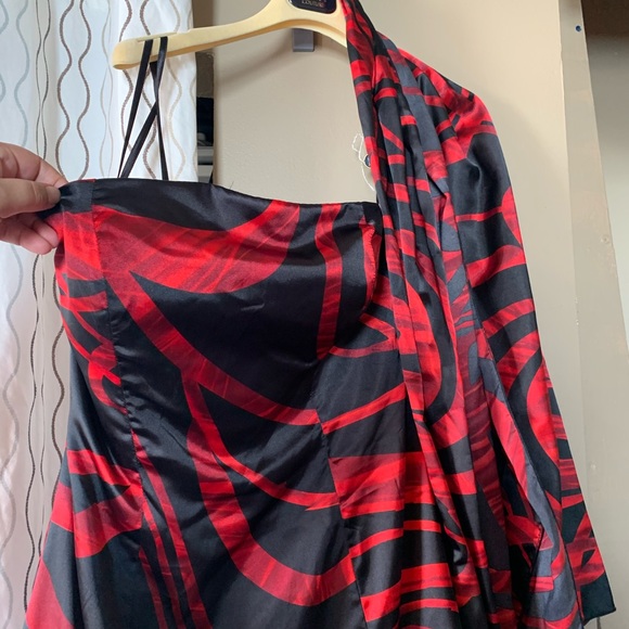 Musani Couture Mini Dress - Picture 2 of 8